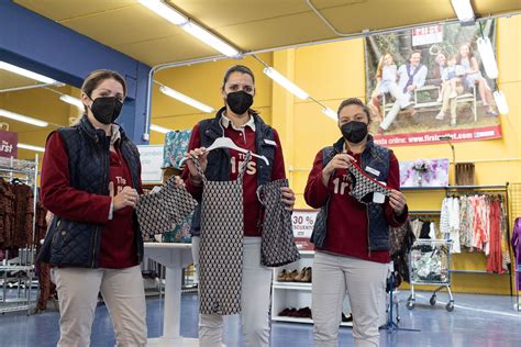 The First, los pioneros del 'outlet' en Andalucía que crearon su propia.